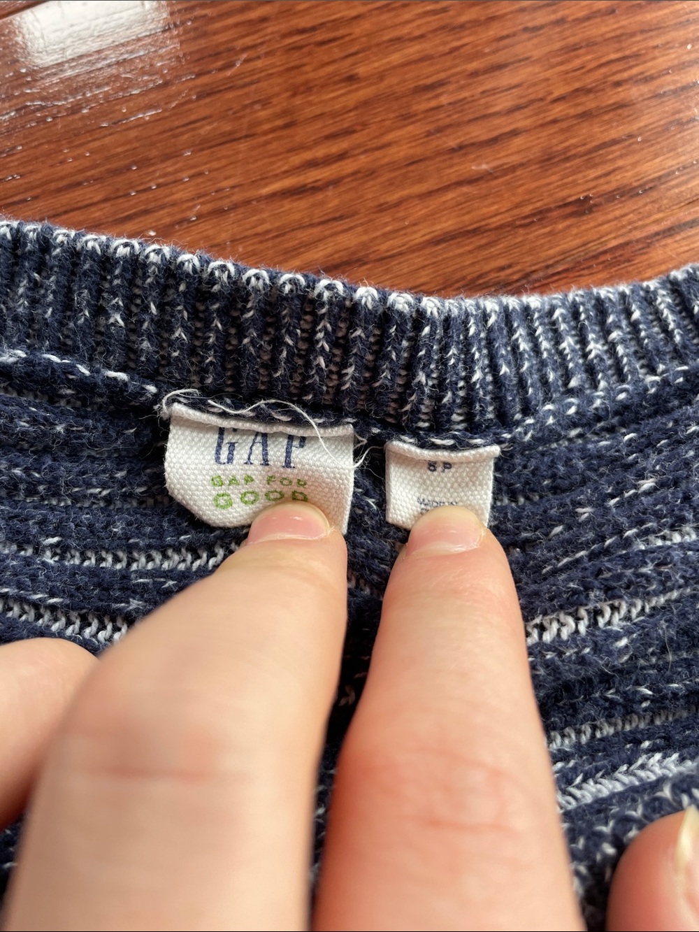 GAP Ribbed Sweater - Picture 2 of 3